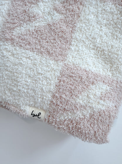 Levi Print | Plush Luxe Blanket