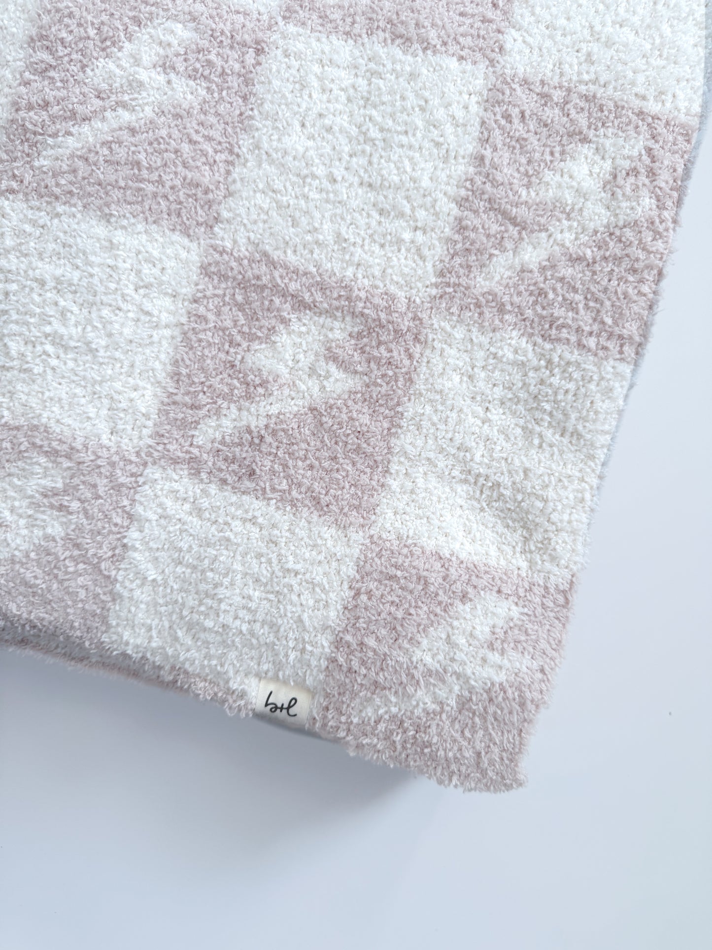 Levi Print | Plush Luxe Blanket