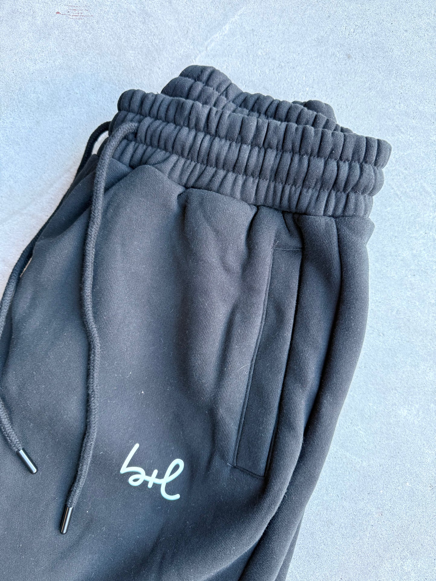 Adult Unisex Heavyweight Fleece Logo Joggers - Black